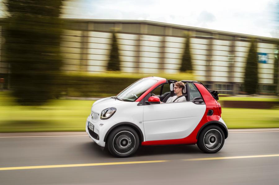  Smart ForTwo Passion Cabrio Urban Style 2016 года  (фото 22 из 25)